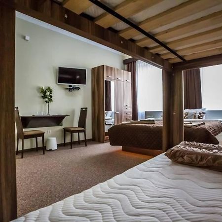 Luxury Air-Conditioned Family Apartment Spitalska Old Town Bratislava Ngoại thất bức ảnh
